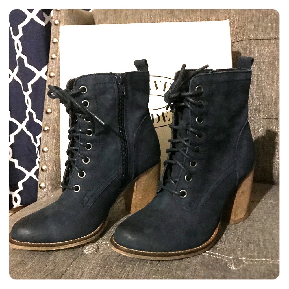 Steve Madden Boots
