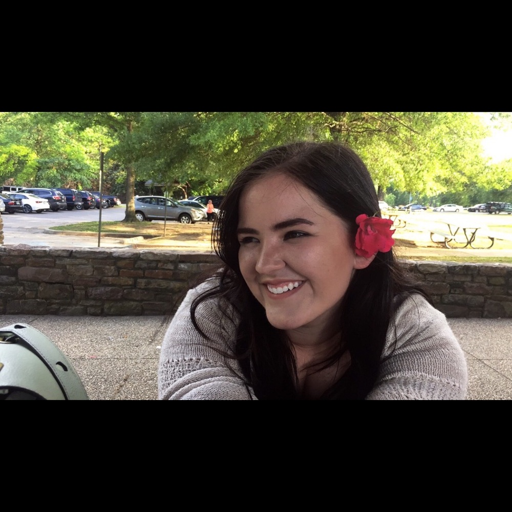 Meet your Posher, Emily