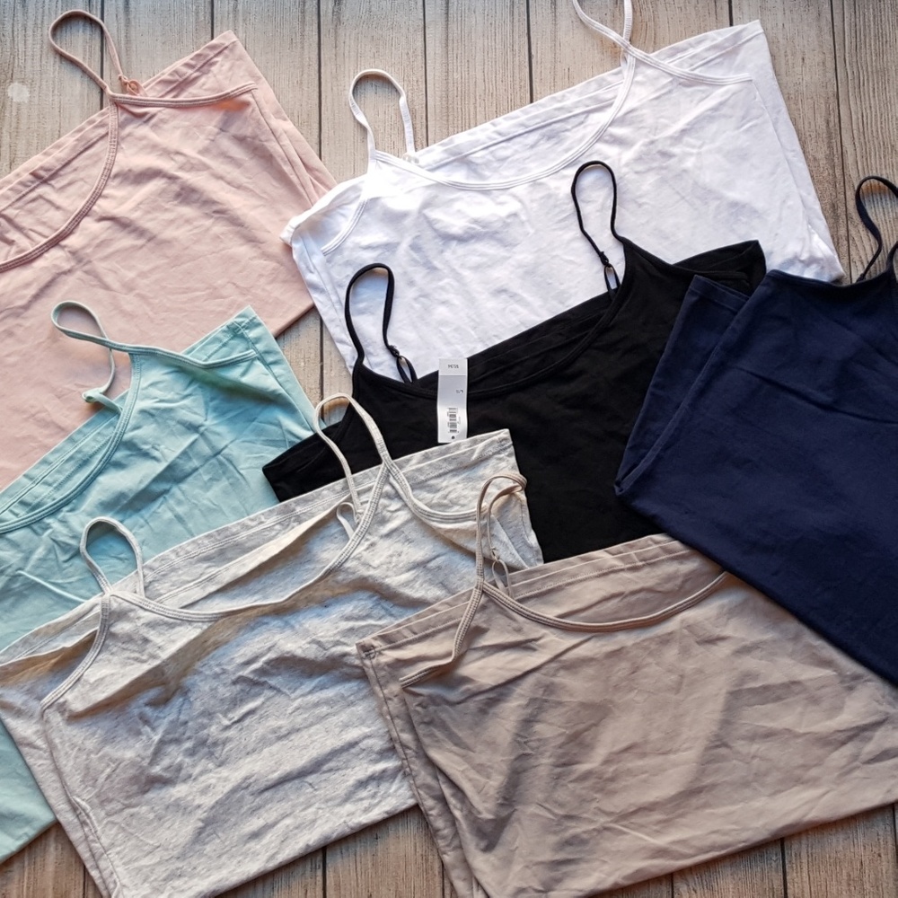 Lot of 7 Large Old Navy adjustable layering tanks