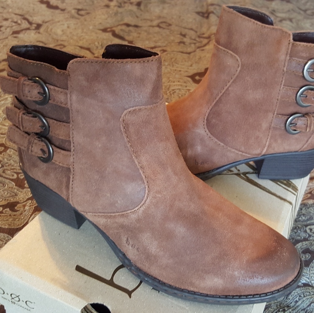 B.O.C. (Born Concept) Bonny booties in Brown suede
