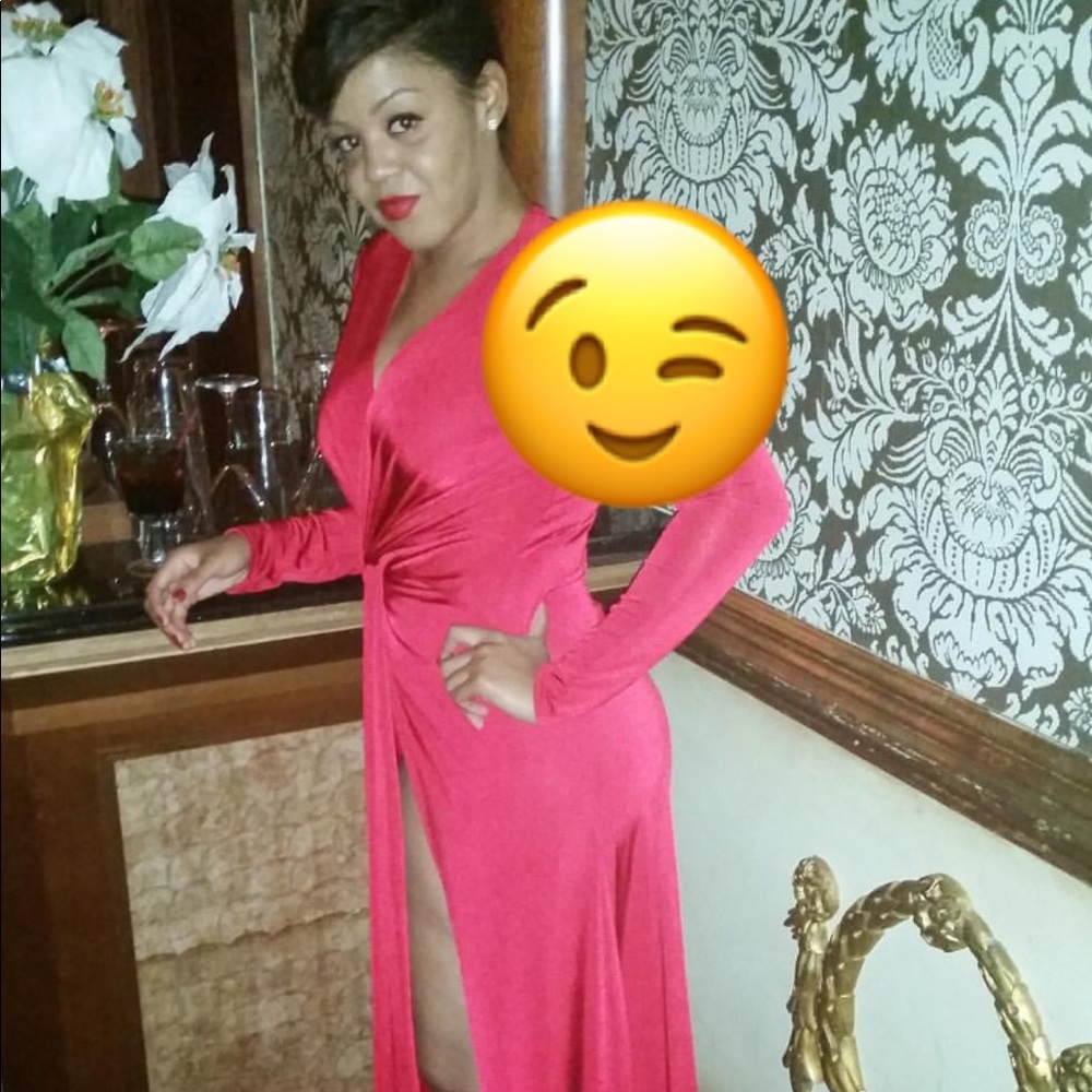 Dress - Picture 2 of 3