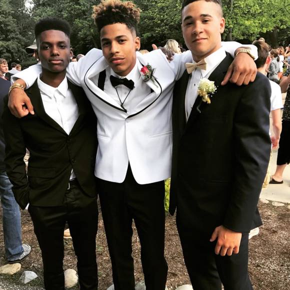 Meet your Posher, Isaiah - Picture 1 of 1