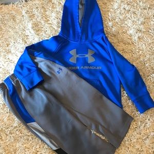 Under Armour outfit