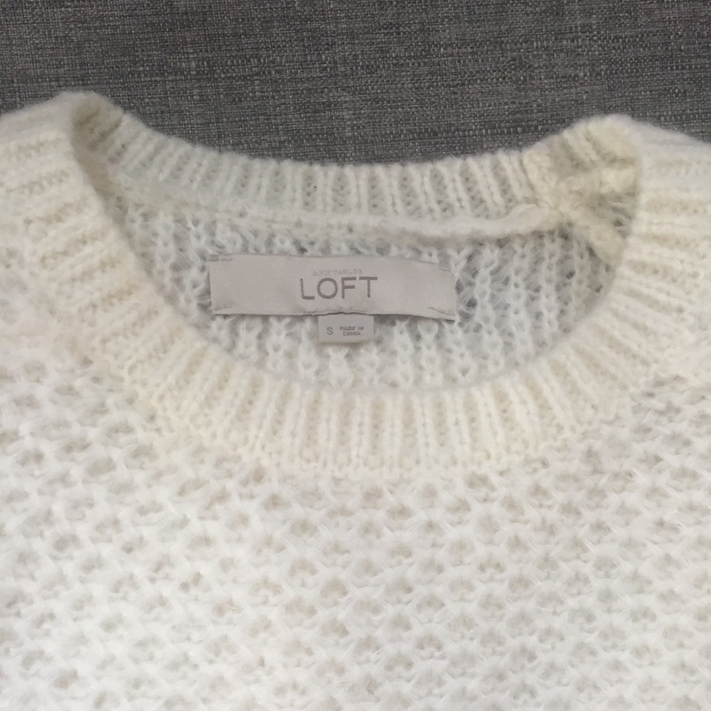 Pretty LOFT sweater EUC