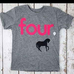 Meet your Posher, Claudia