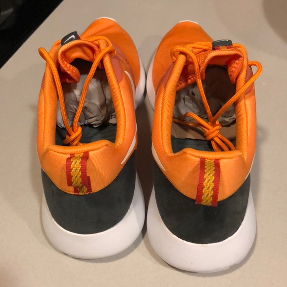 Brand New Men’s Nike Roshe - Picture 5 of 5