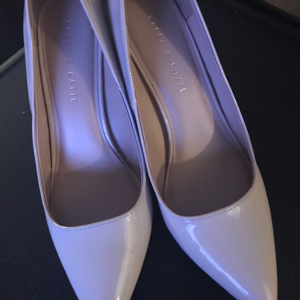 Kelly and Katie Nude Heels