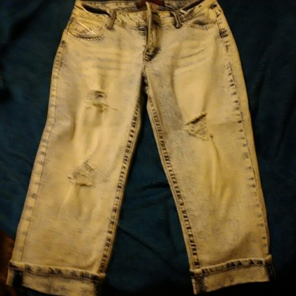 Women's capris