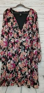 🎈Sale🎈Torrid flower print flowy dress sz3