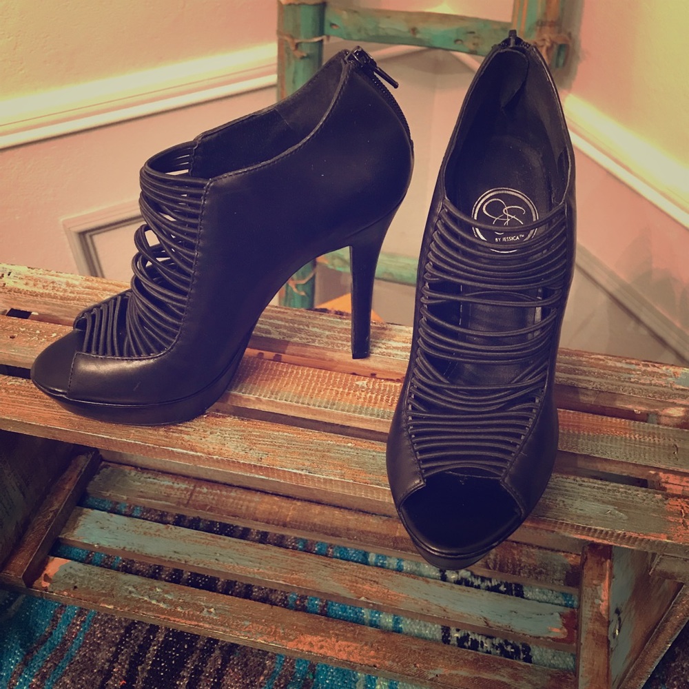 Jessica Simpson Andyn Pumps