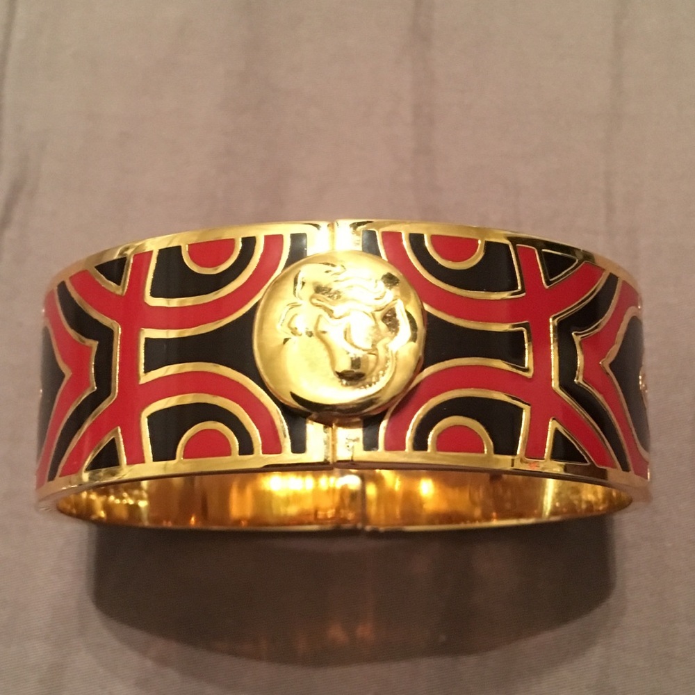 Cuff/bracelet
