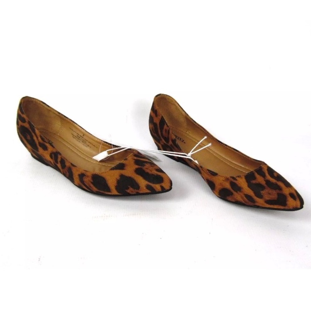 NWOT Merona Leopard Print Flats