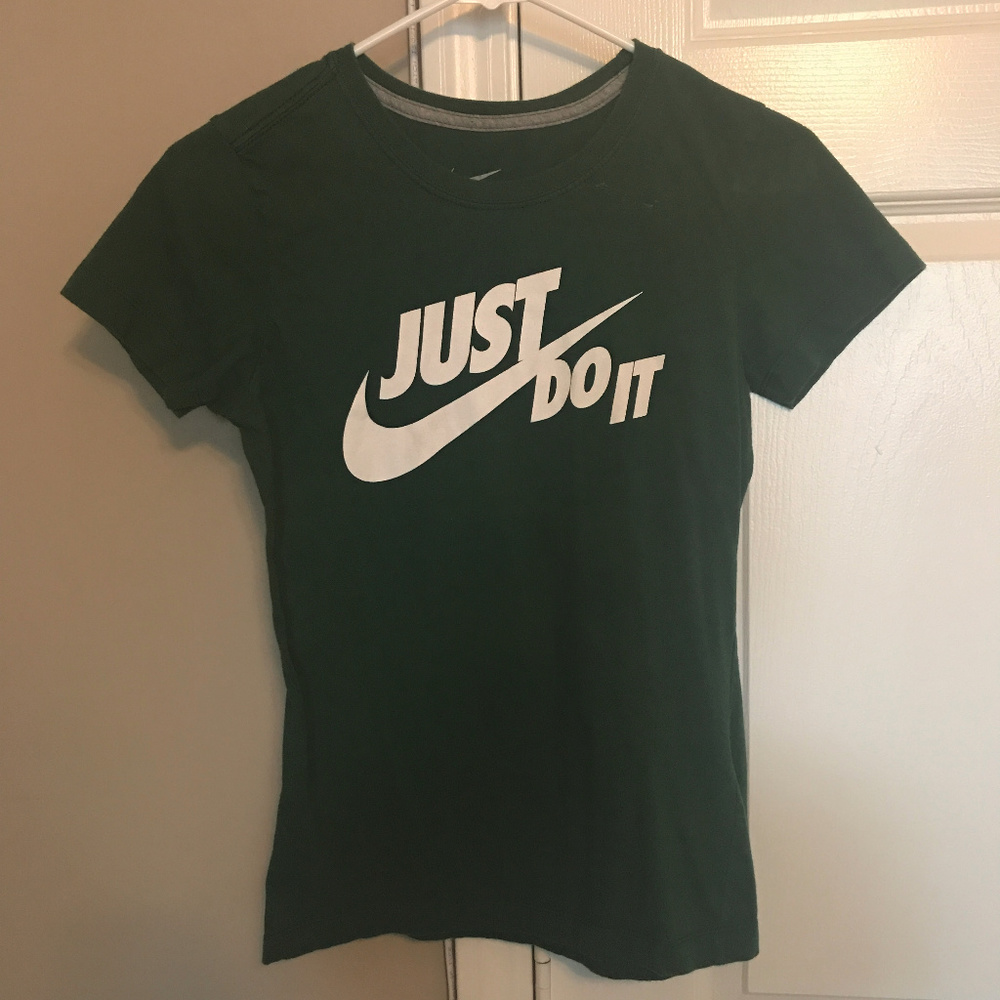 Nike Womens Green Slim Fit Logo T-Shirt