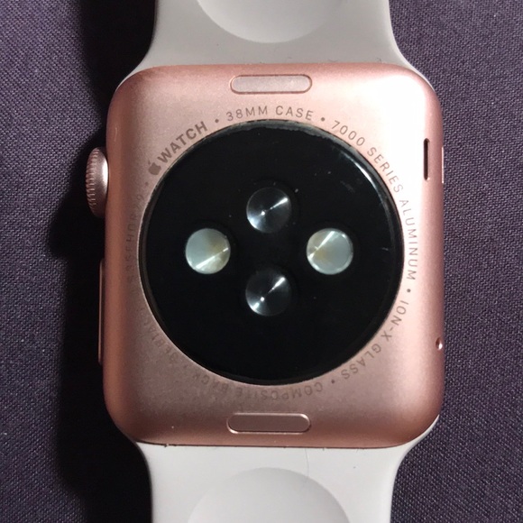 Apple Watch Series 1, like brand new, rarely worn. - Picture 5 of 6