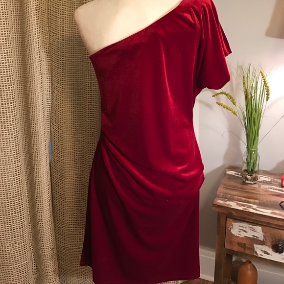 MYSTIC VELVET DRESS - Picture 5 of 6