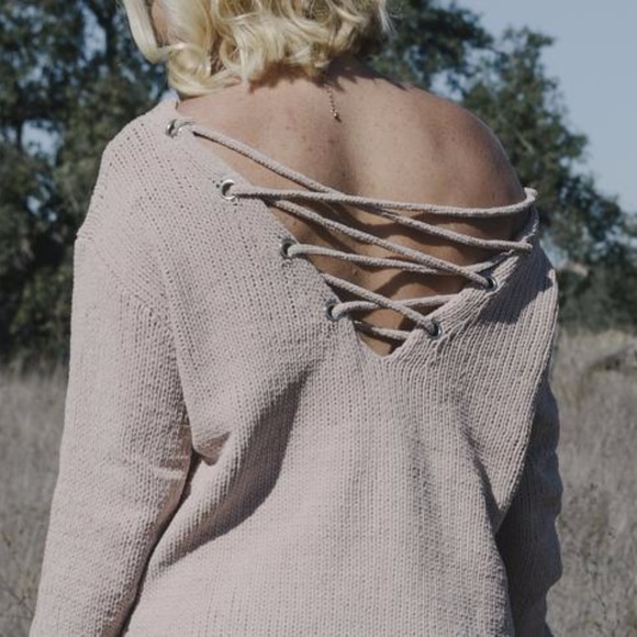 Tie Up Sweater - Picture 6 of 7
