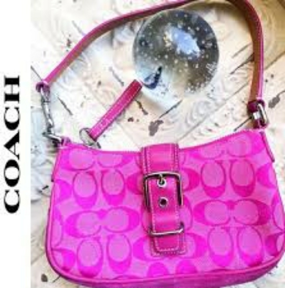 Fushia pink signature c coach bag