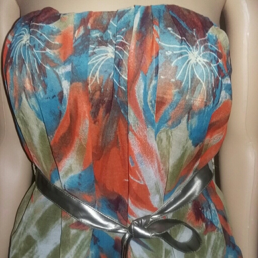 NWOT strapless flowery loose dress