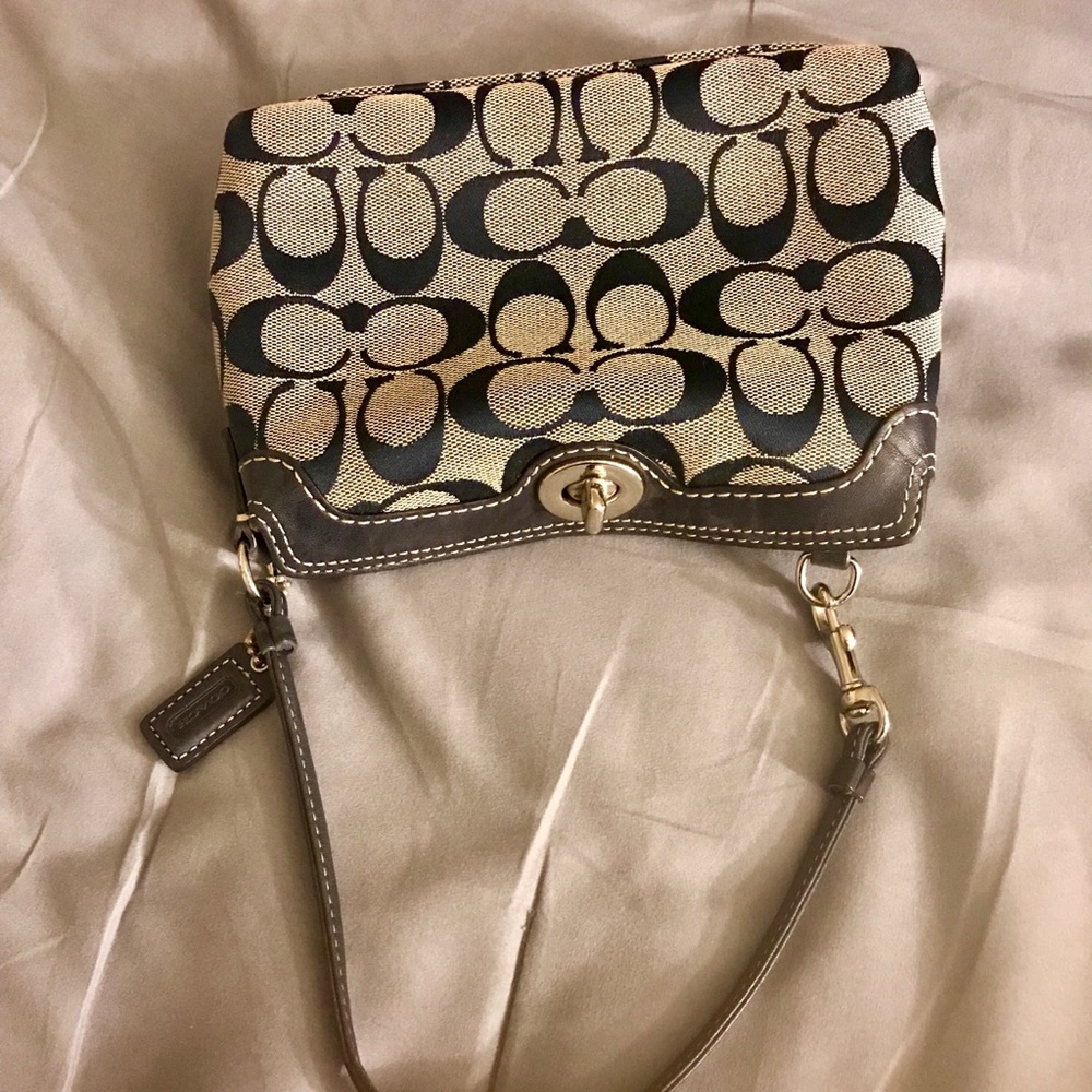 Wristlet
