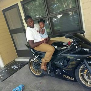 Meet your Posher, Mitchell