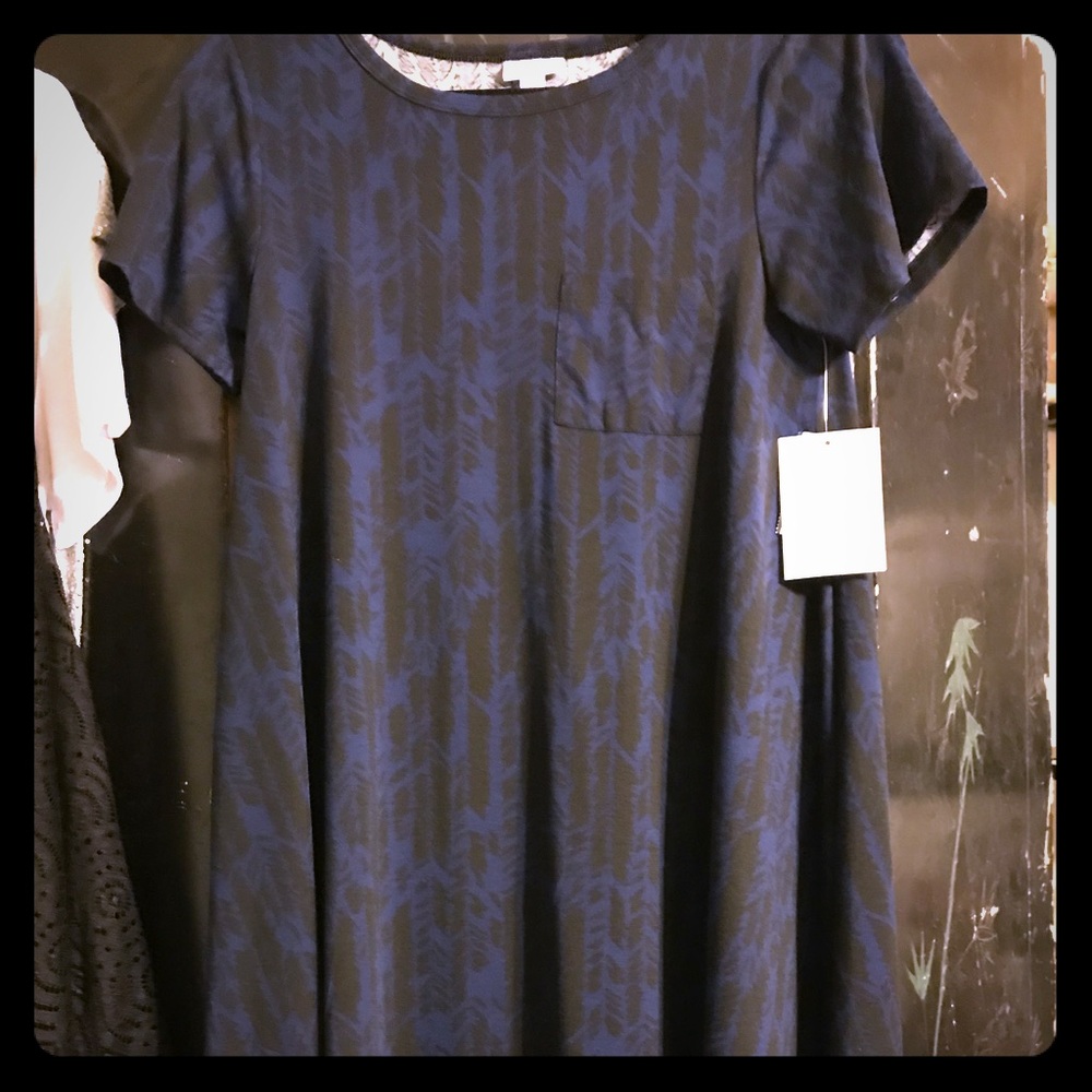 Lularoe chevron Carly xs black navy