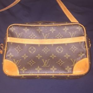 Authentic Louis Vuitton Trocadero cross body