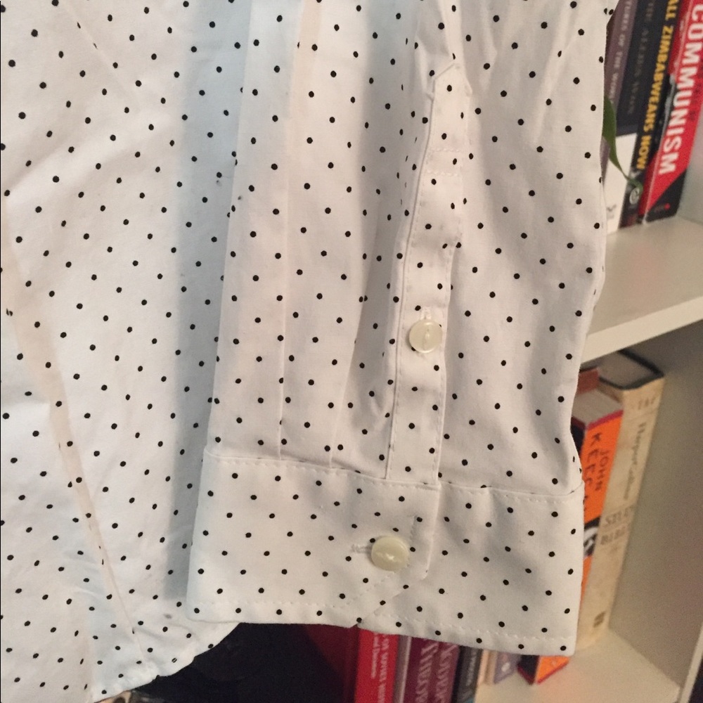 Eddie Bauer dotted button down, PM - Picture 2 of 3