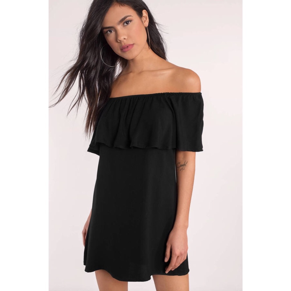 Black Off the Shoulder Shift Dress