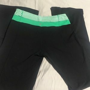 Lululemon yoga pants
