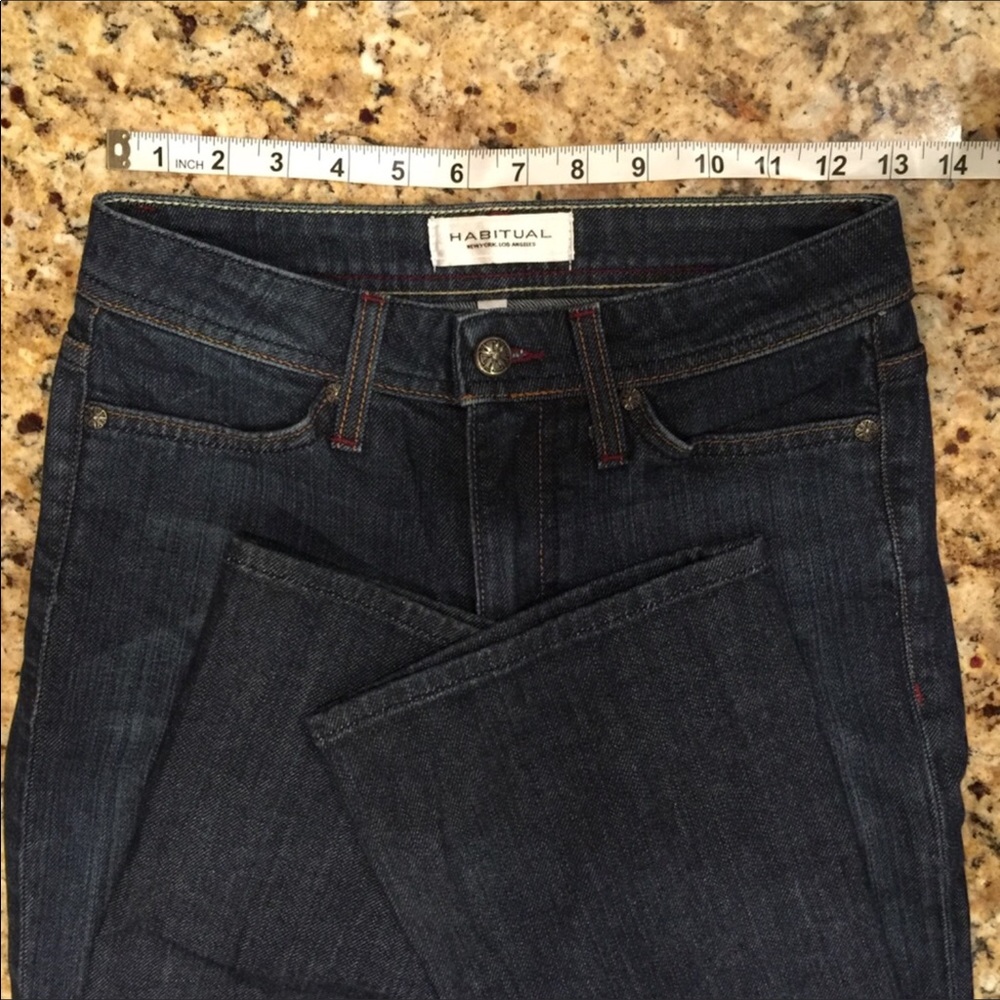 Jeans - Picture 2 of 3