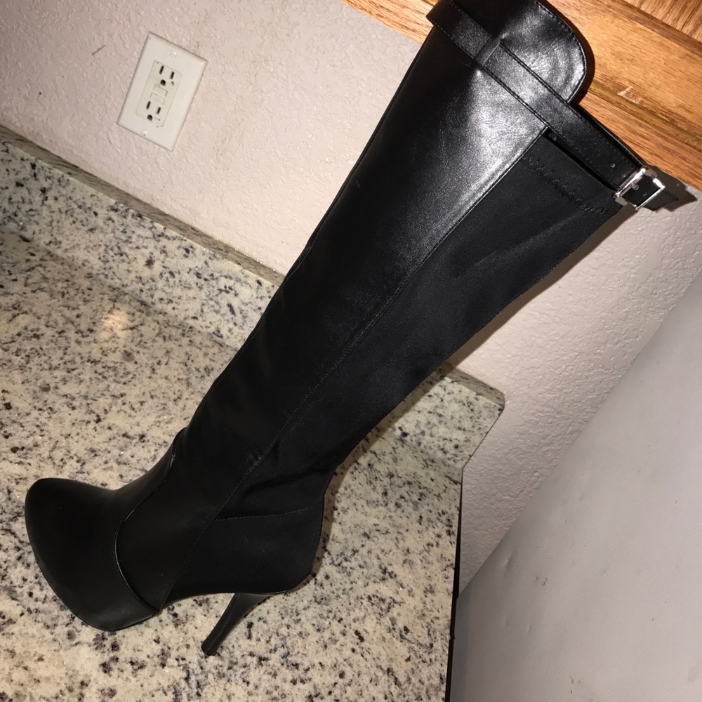 High heels boots
