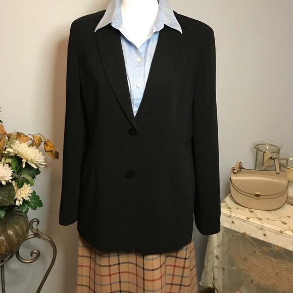 Anne Klein Jackets & Blazers - ANNE KLEIN TAILORED BLAZER