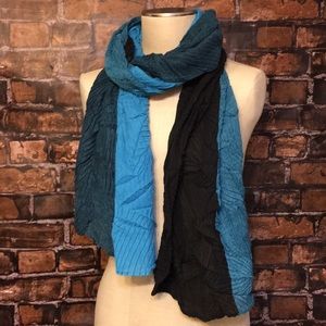 Blue Color Block Textured Scarf
