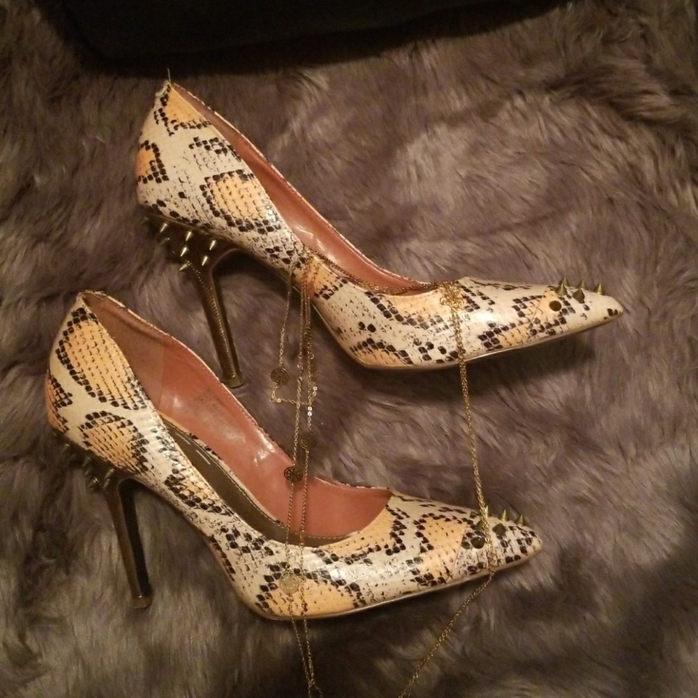Sexy faux snakeskin heels with spikes