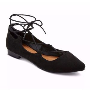 NWOT Mossimo Black Pointed Toe Lace Up Flats