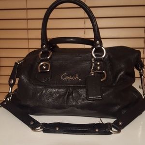 Coach Ashley Madison shoulder purses