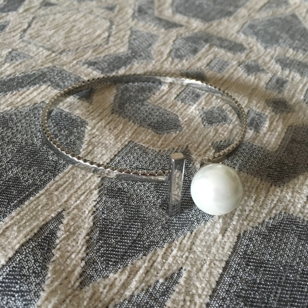 Rebecca Minkoff Silver and Pearl Arm Cuff - Picture 5 of 6