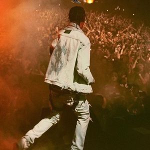 Meet your Posher, Amir