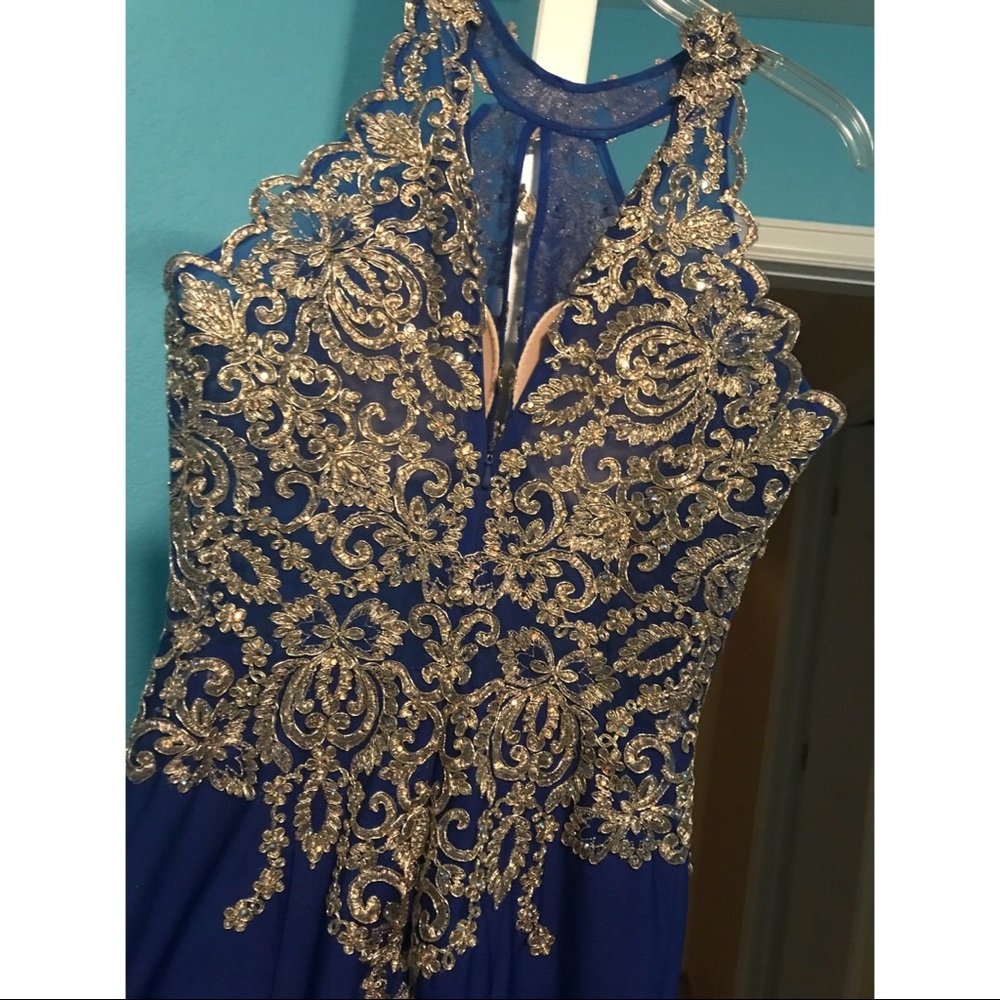 Royal blue long lace dress - Picture 4 of 5