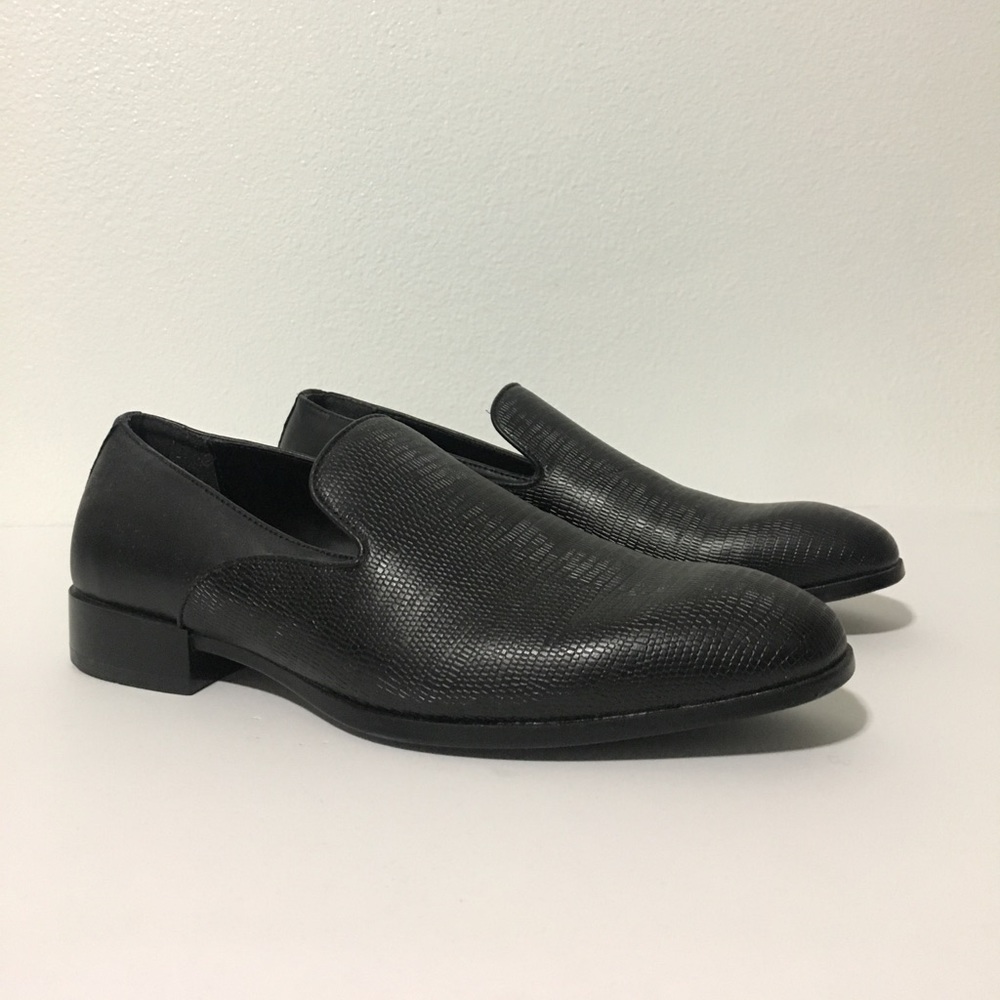 Zara men black embossed loafers