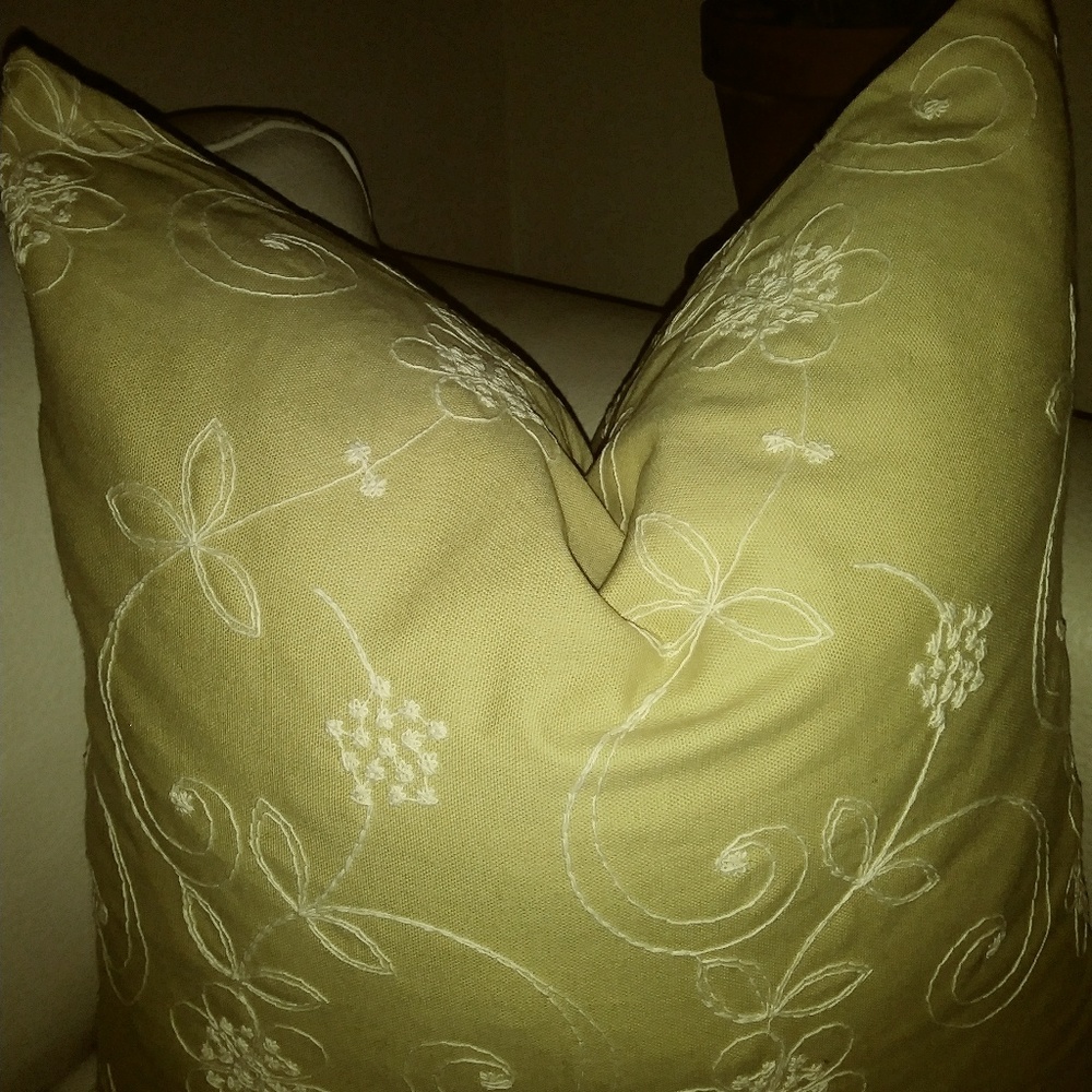 HandMade Pillows - Picture 2 of 8
