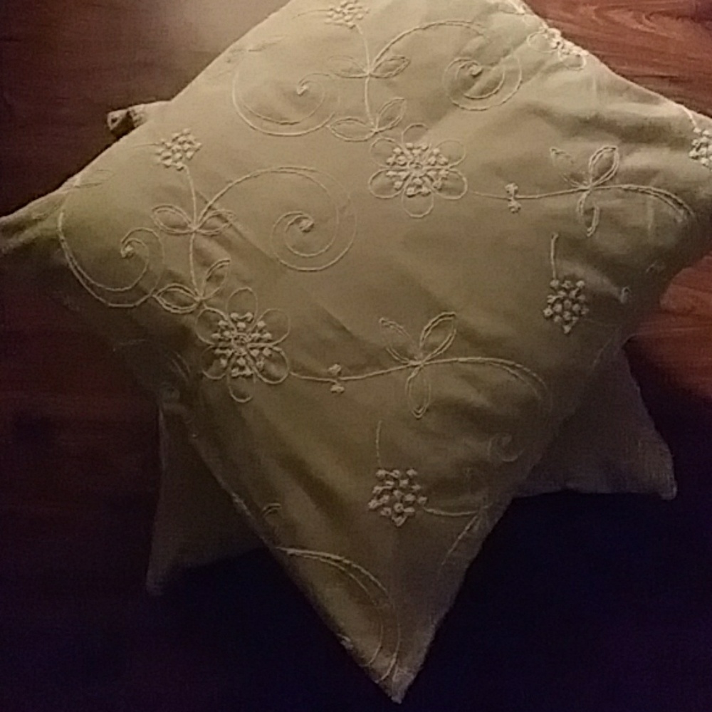 HandMade Pillows - Picture 7 of 8