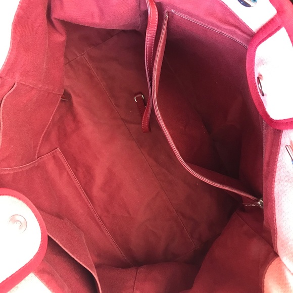 🍁HOST PICK🍁 Chanel Deauville (large) - Picture 6 of 8