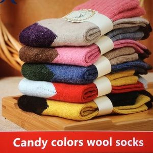 NWT 5 PAIRS CASHMERE WOOL WOMENS WARM GIFT SOCKS