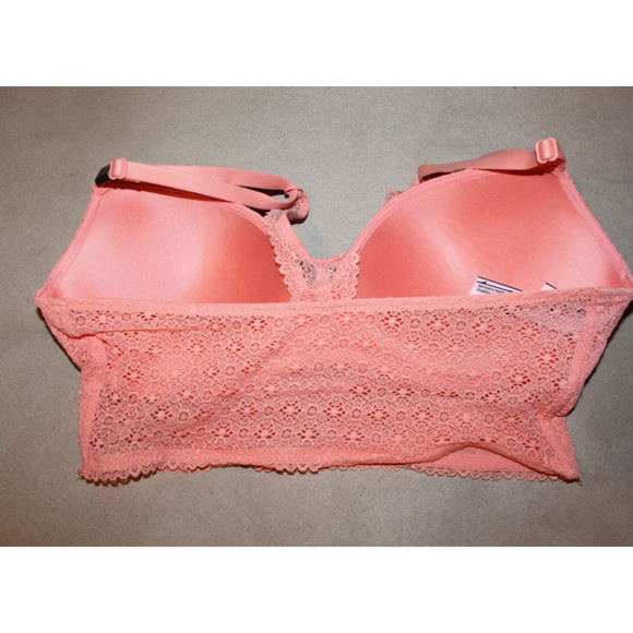 Peach Victoria's Secret Easy Lace Push Up Bra - Picture 3 of 4