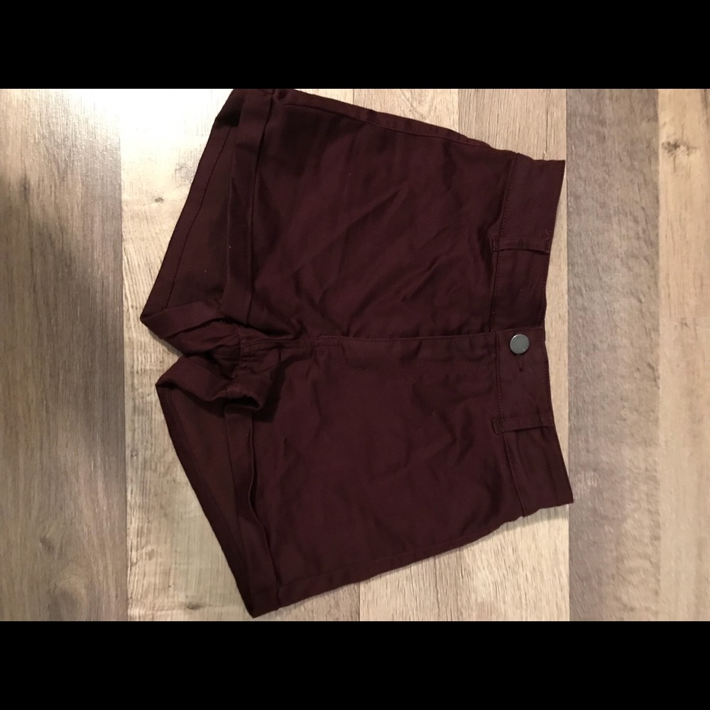H&M high waisted burgundy shorts