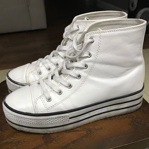 White platform sneakers