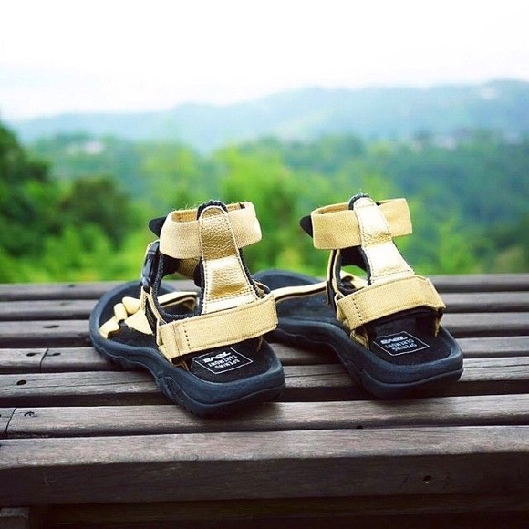 Opening Ceremony X Teva Sandals - Picture 2 of 6