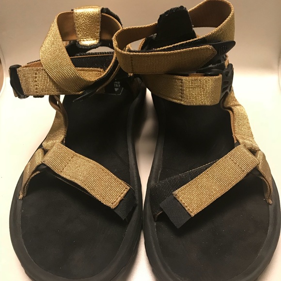 Opening Ceremony X Teva Sandals - Picture 4 of 6