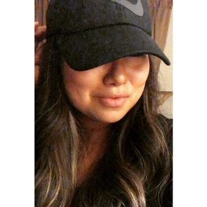 Meet your Posher, Dawneva